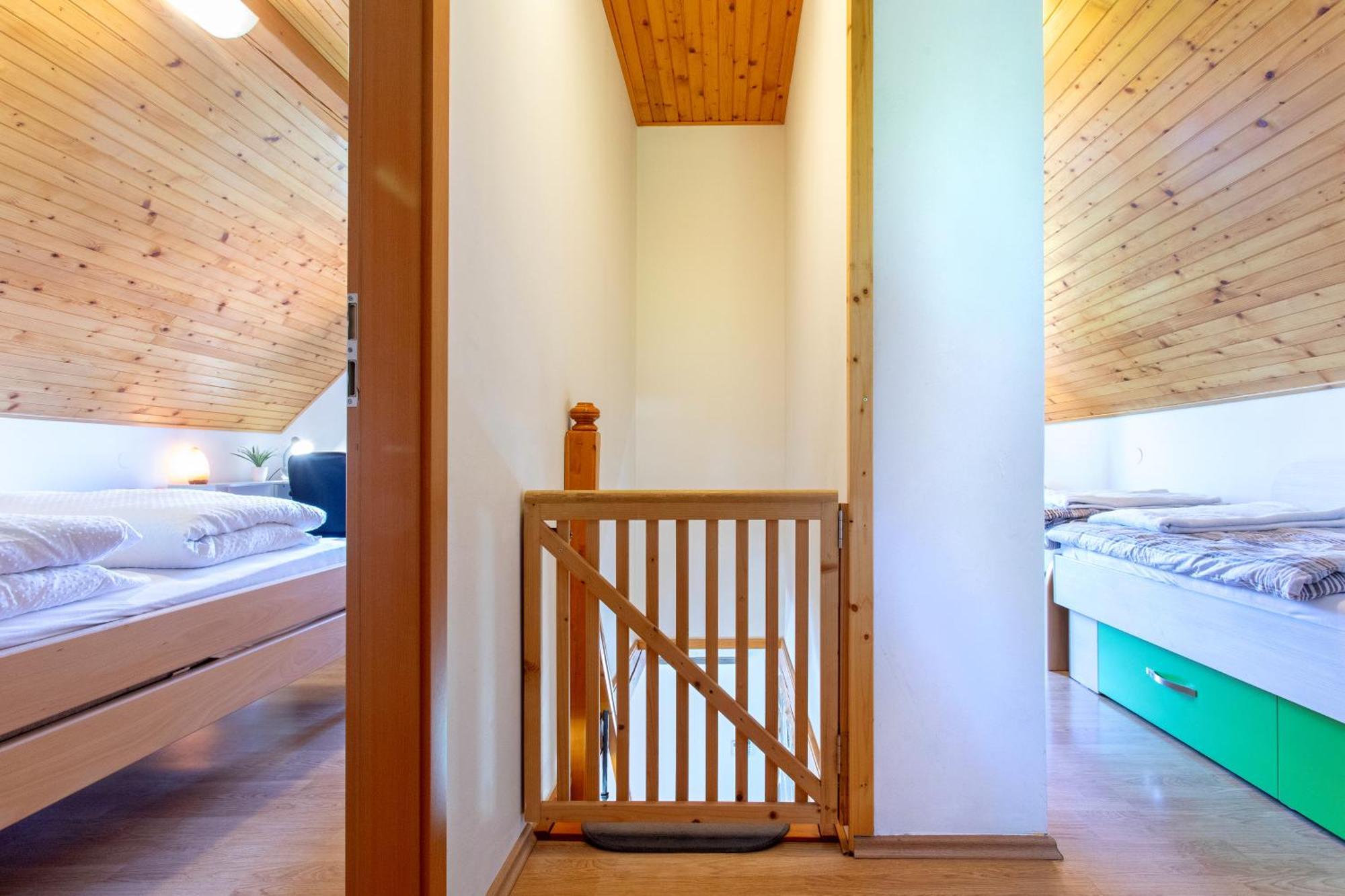 Quiet Family House Butterfly Place Dob Εξωτερικό φωτογραφία