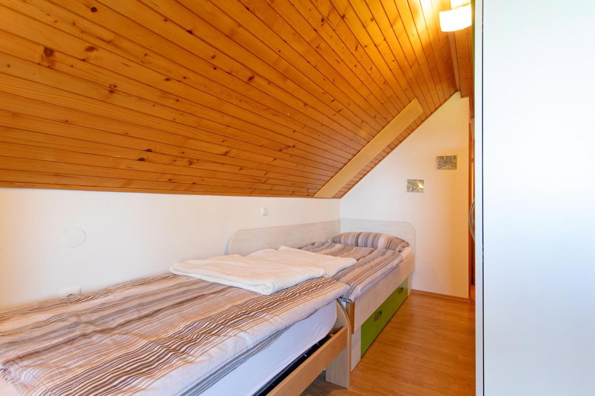 Quiet Family House Butterfly Place Dob Εξωτερικό φωτογραφία