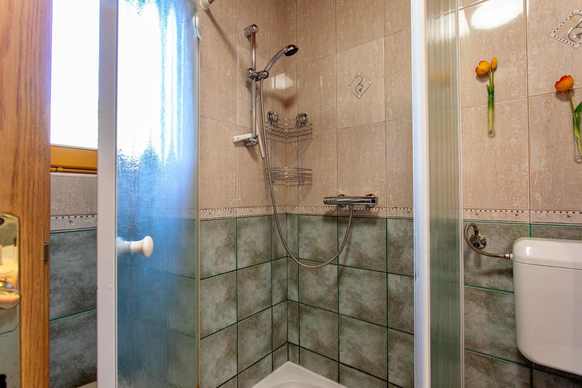 Quiet Family House Butterfly Place Dob Εξωτερικό φωτογραφία