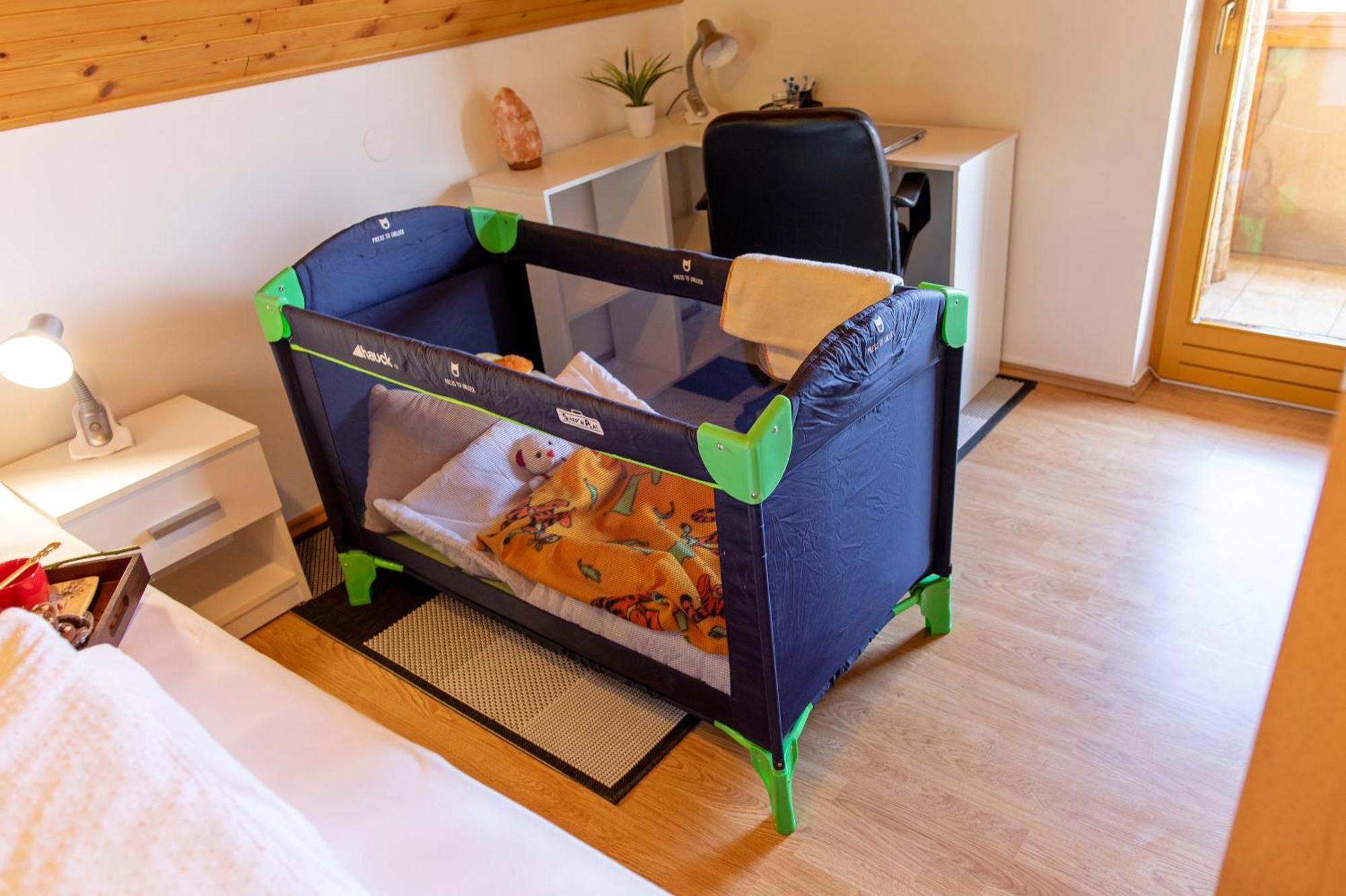 Quiet Family House Butterfly Place Dob Εξωτερικό φωτογραφία